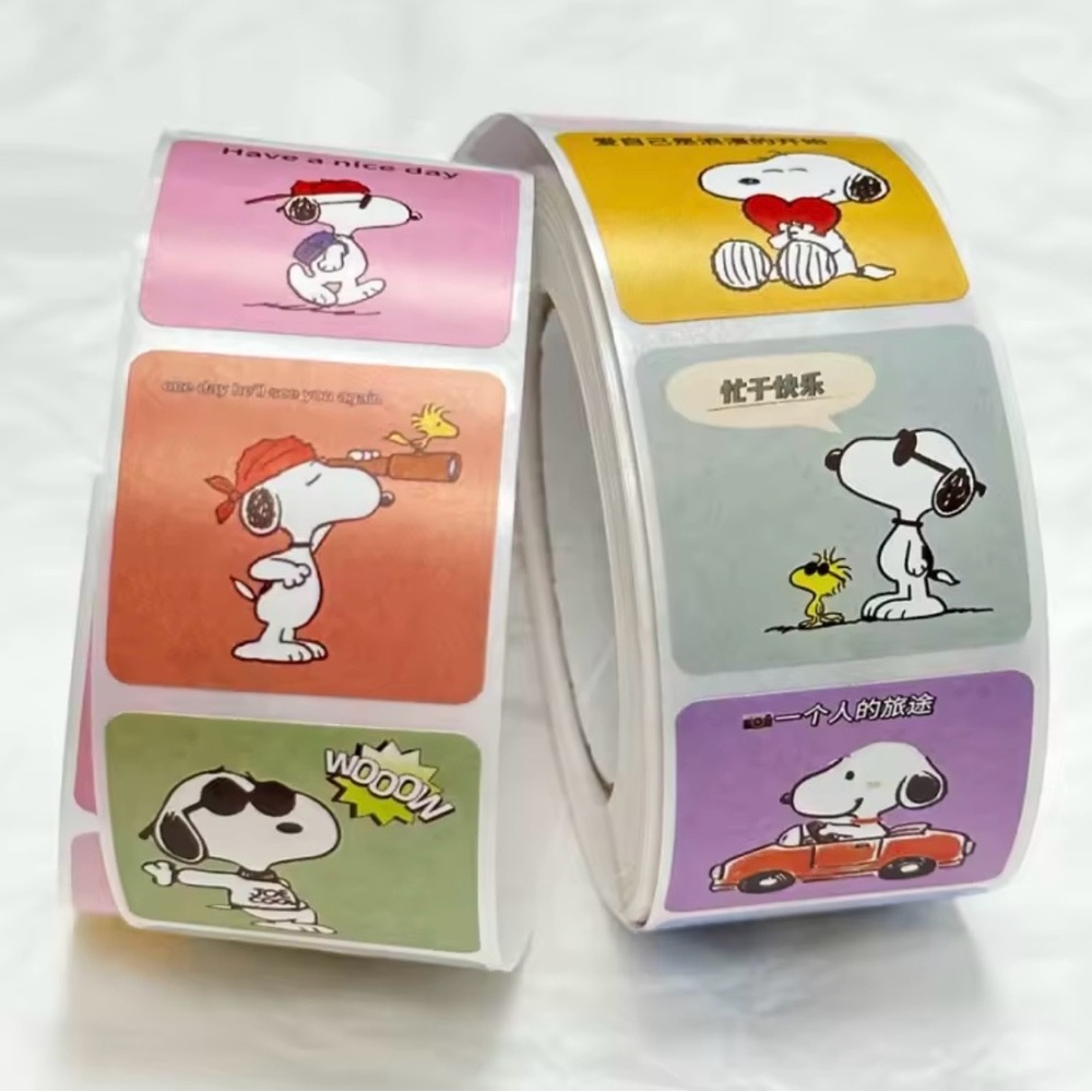 Snoopy Dog Sticker Roll - 500pc / Multicolor